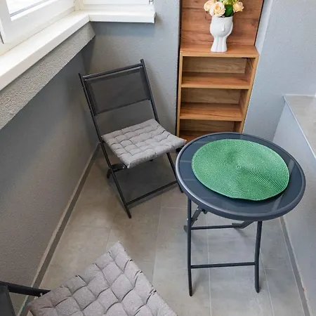 Lazur Delight 2 Apartment *